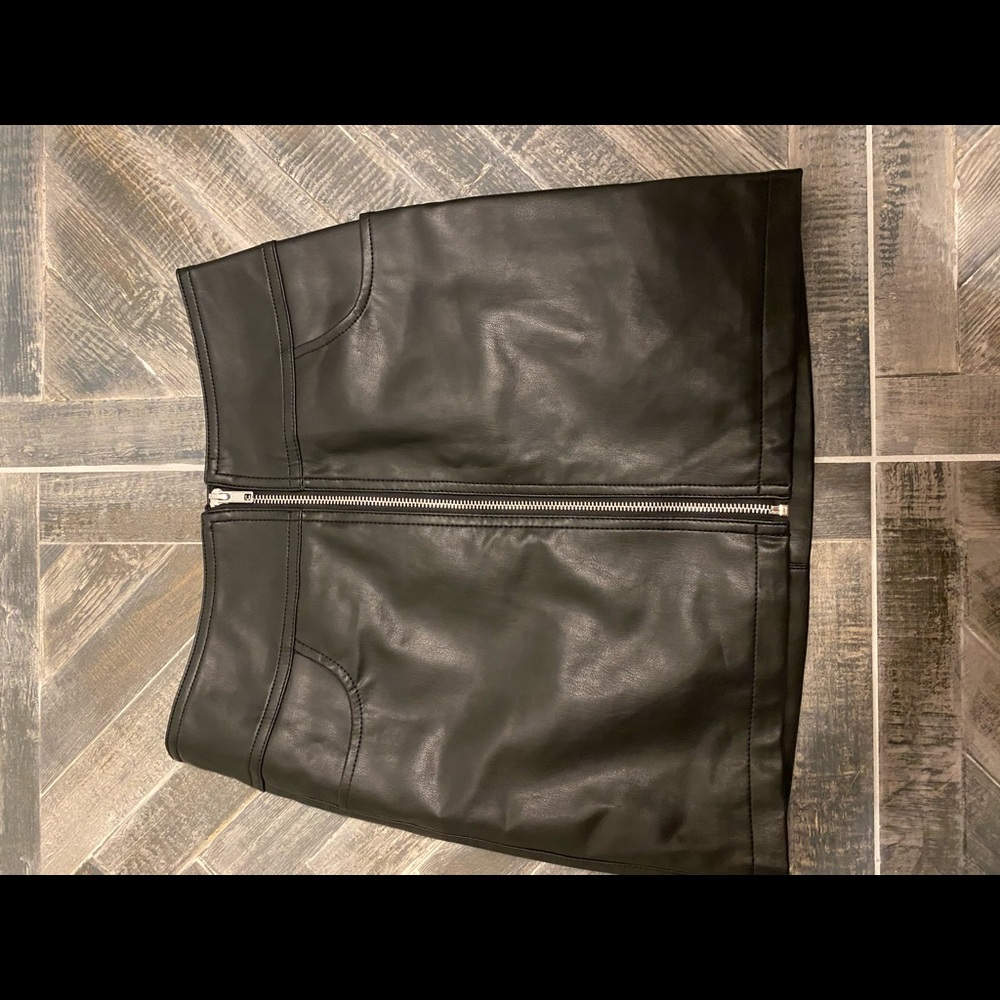 Faux leather skirt never worn